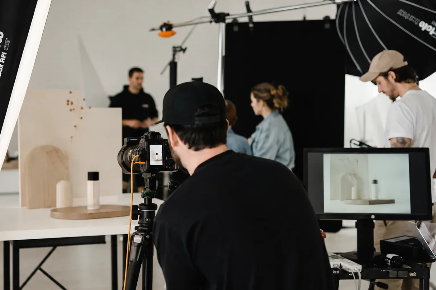 Behind the Scenes – Foto- und Videoproduktion im Studio von Eura Media