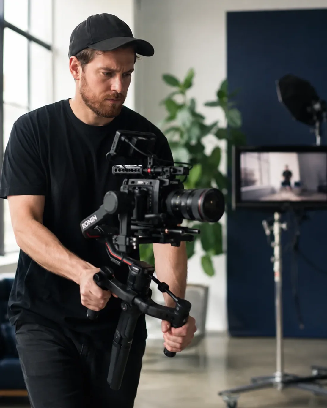 Filmdreh mit Kamera und Gimbal – Eura Media Wien